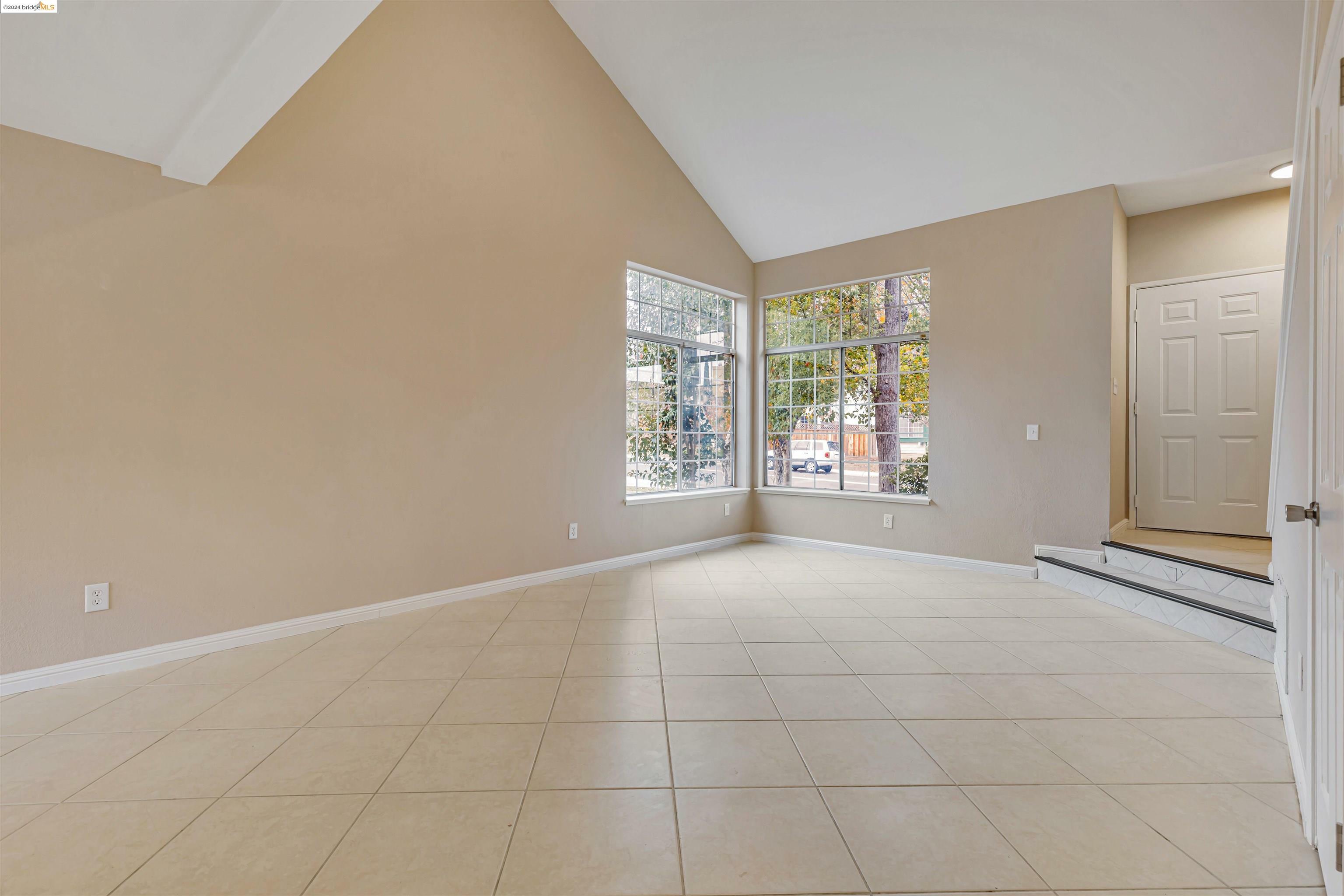 Property Photo:  2932 Carter Way  CA 94509 