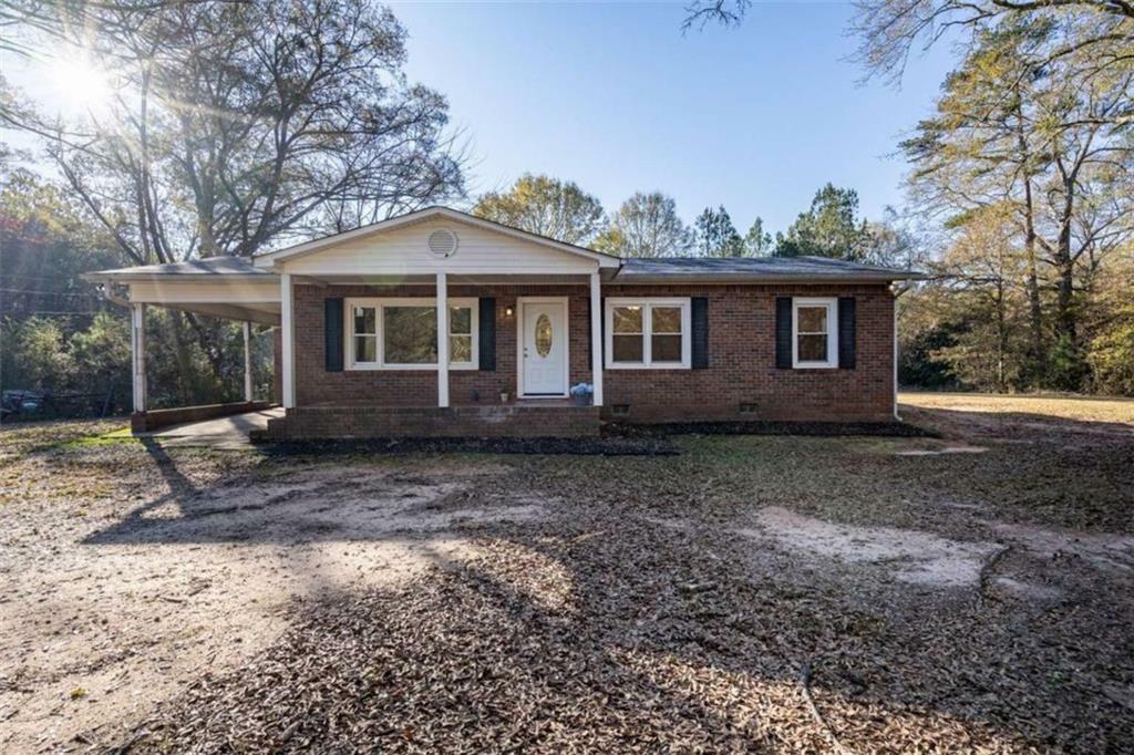 Property Photo: 800 Highway 34 GA 30263