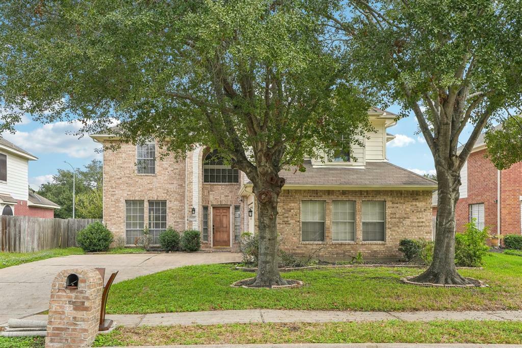 Property Photo:  131 Annes Way  TX 77477 