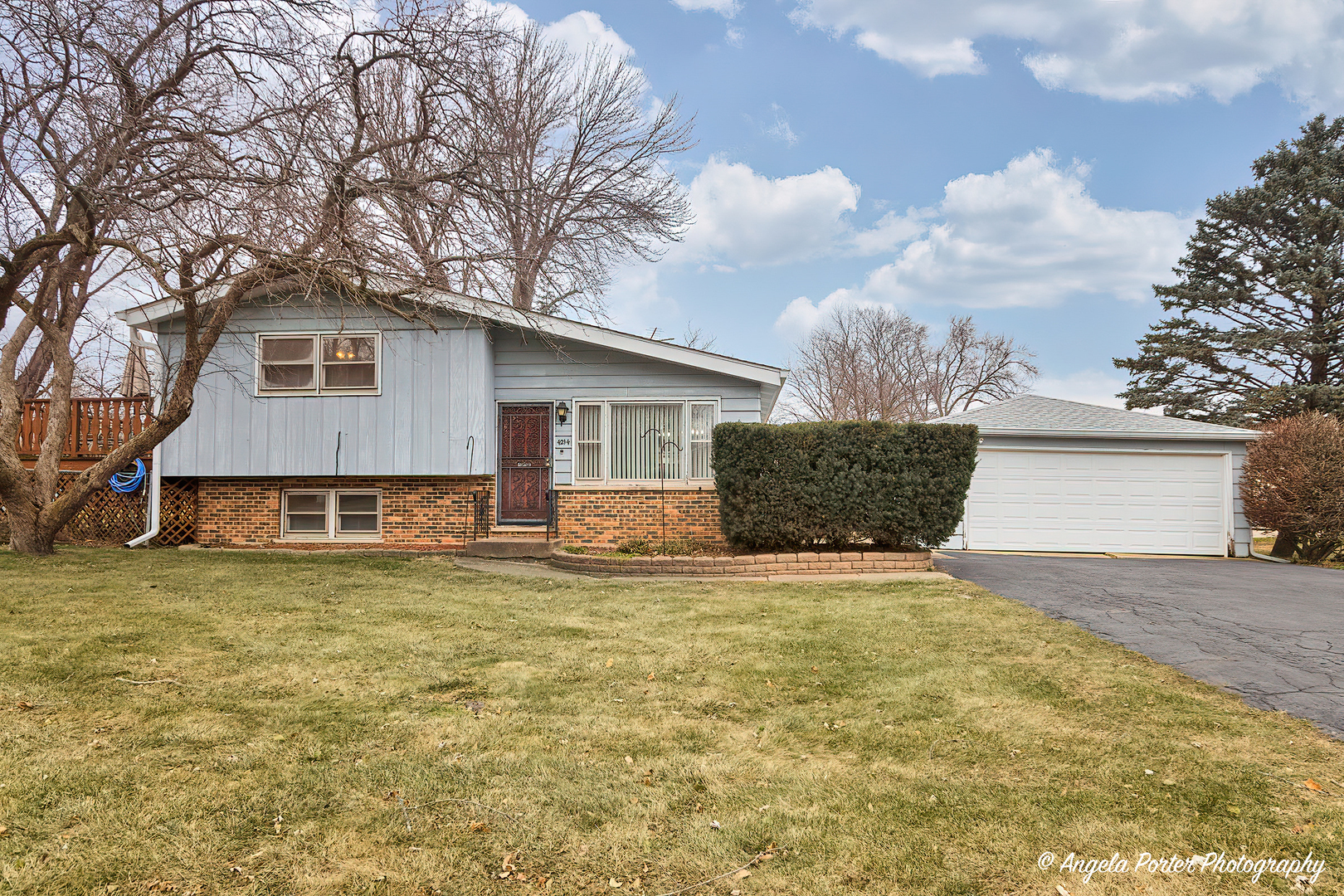 Property Photo:  4214 Prairie Avenue  IL 60050 