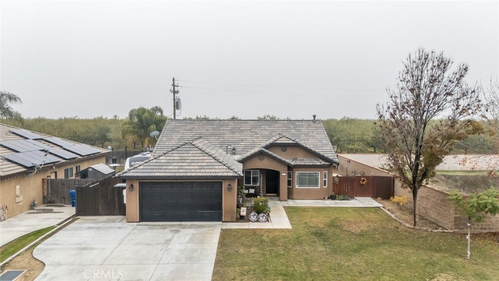 Property Photo:  111 Planada Drive  CA 93263 