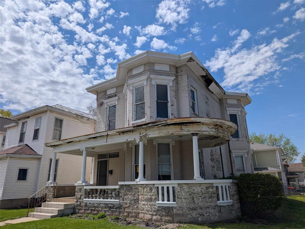Property Photo:  100 S 12th Street  IN 47374 