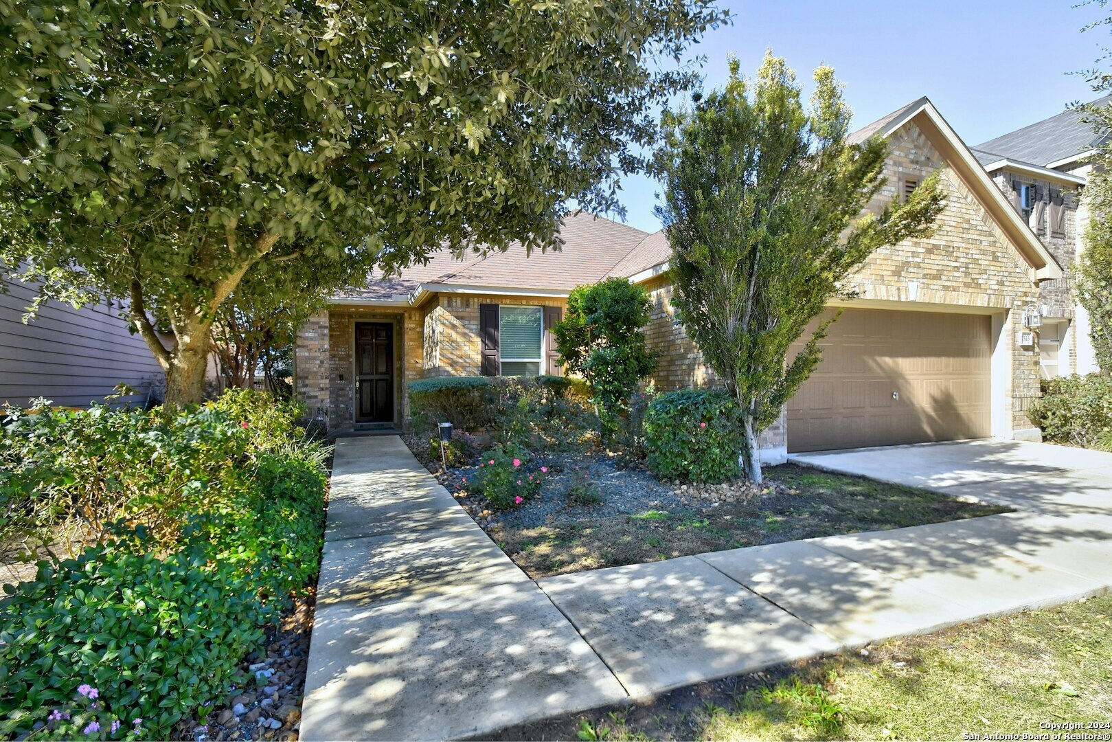 Property Photo:  7523 Copper Mdw  TX 78109 