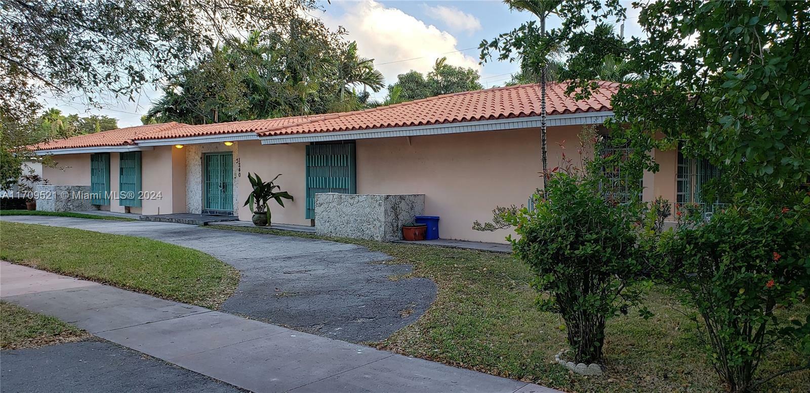 Property Photo:  1240 La Mancha Ave  FL 33134 