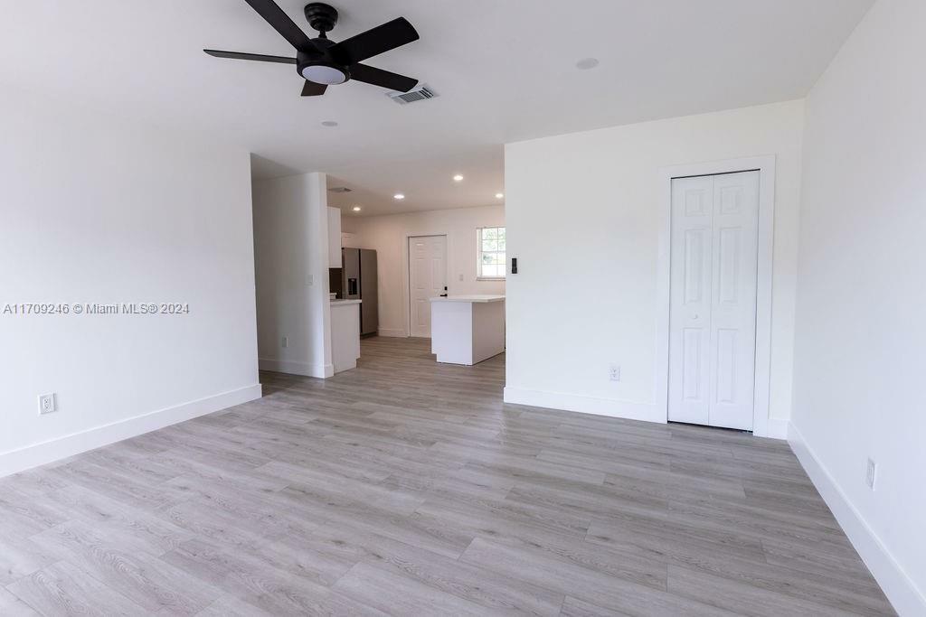 Property Photo:  355 SW 17th Ave  FL 33030 