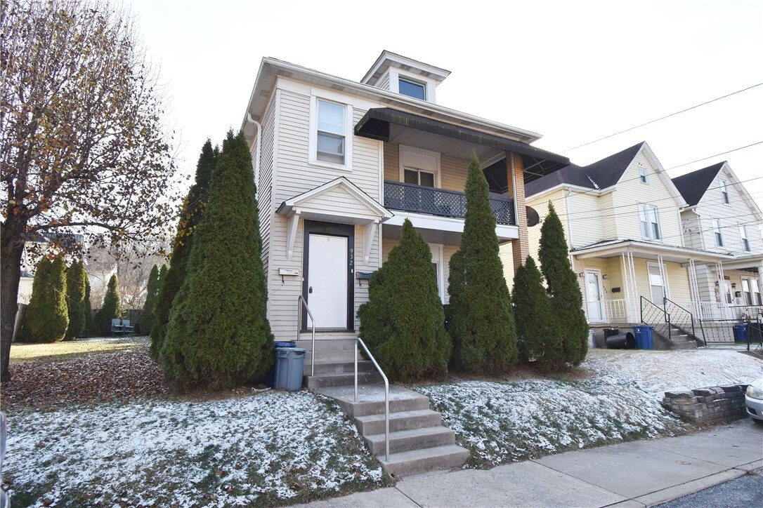 Property Photo:  932 Idlewood Avenue  PA 15106 