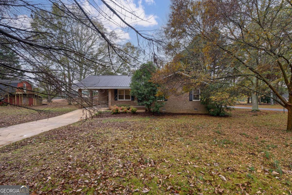 Property Photo:  1030 Travis Drive  GA 30677 