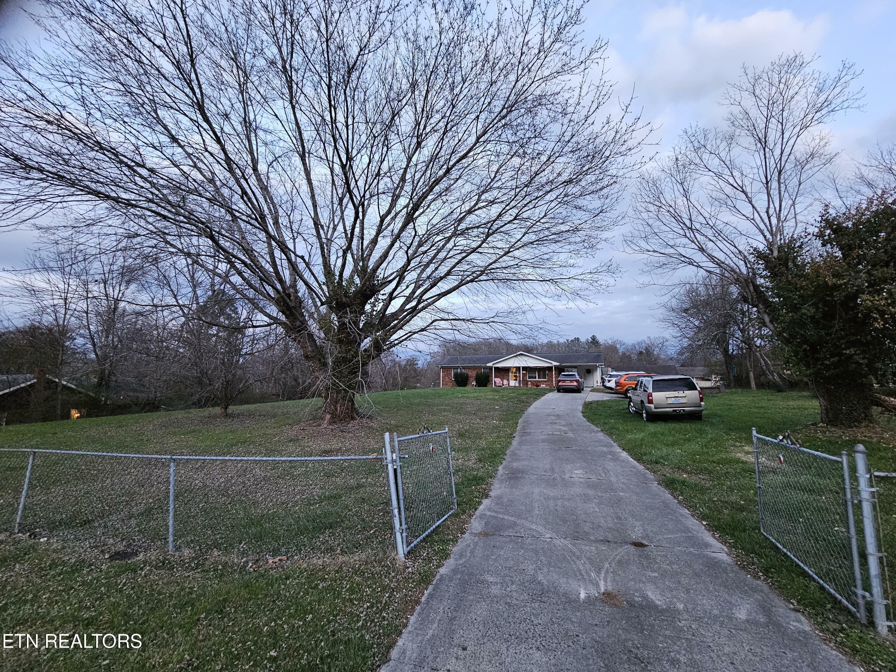 Property Photo:  505 S South 38th St St  KY 40965 