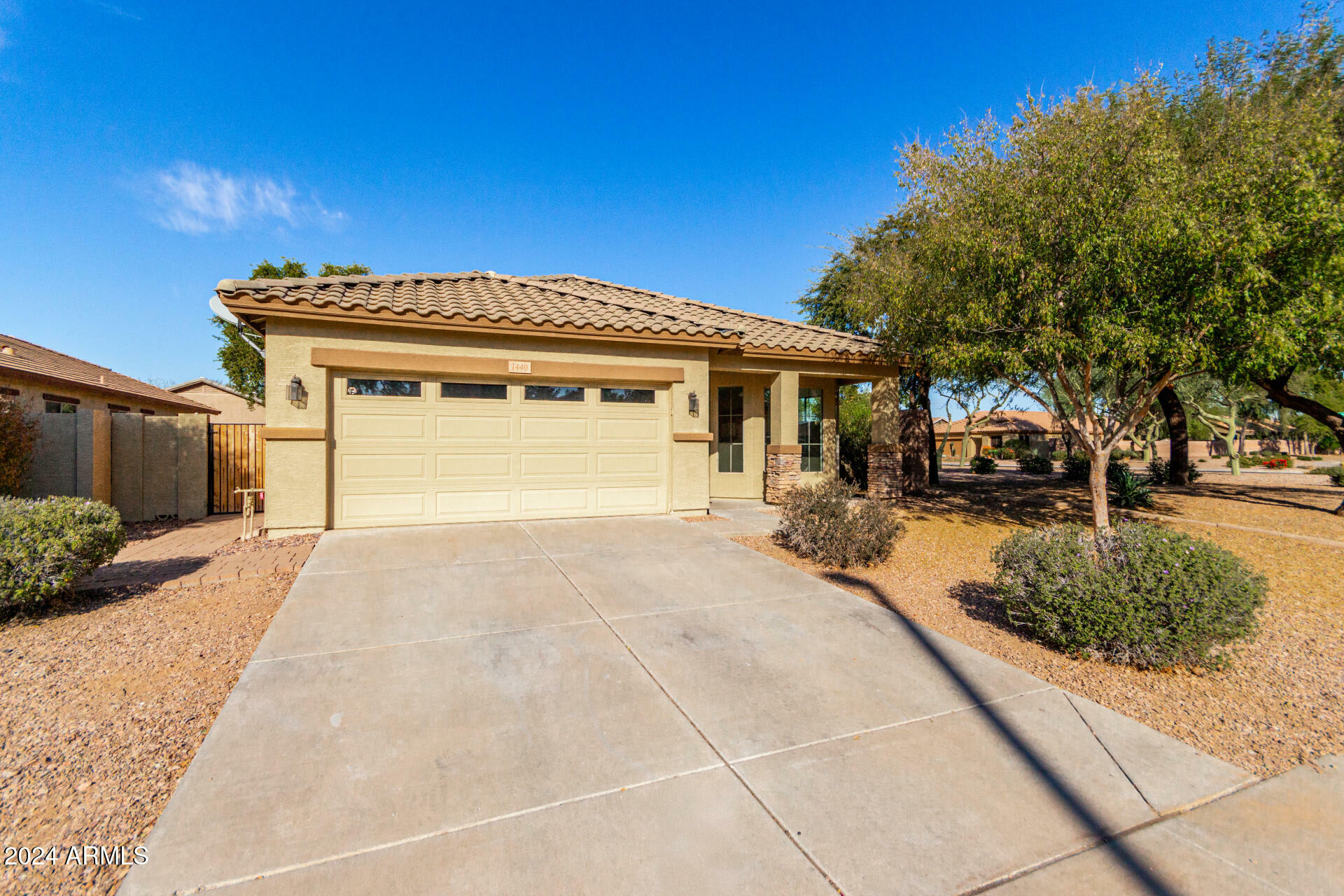 Property Photo:  1440 E Bautista Road  AZ 85297 