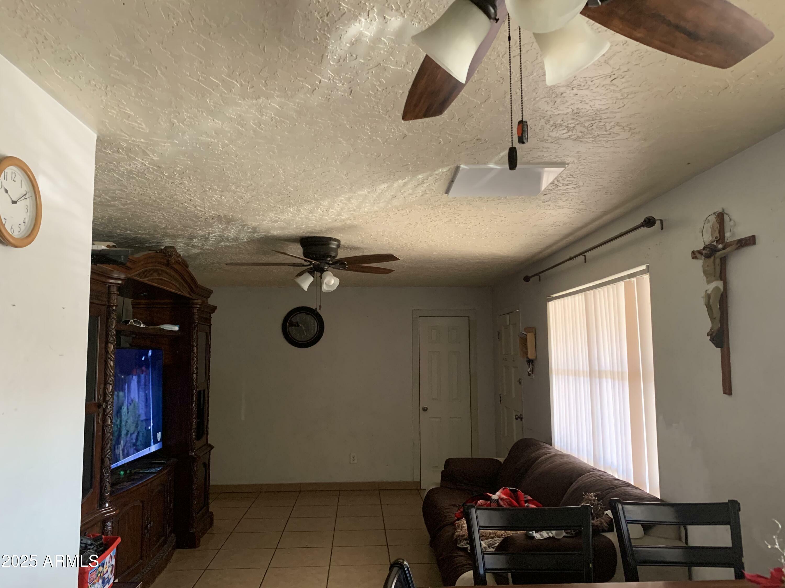 Property Photo: 1338 E Elton Avenue AZ 85204