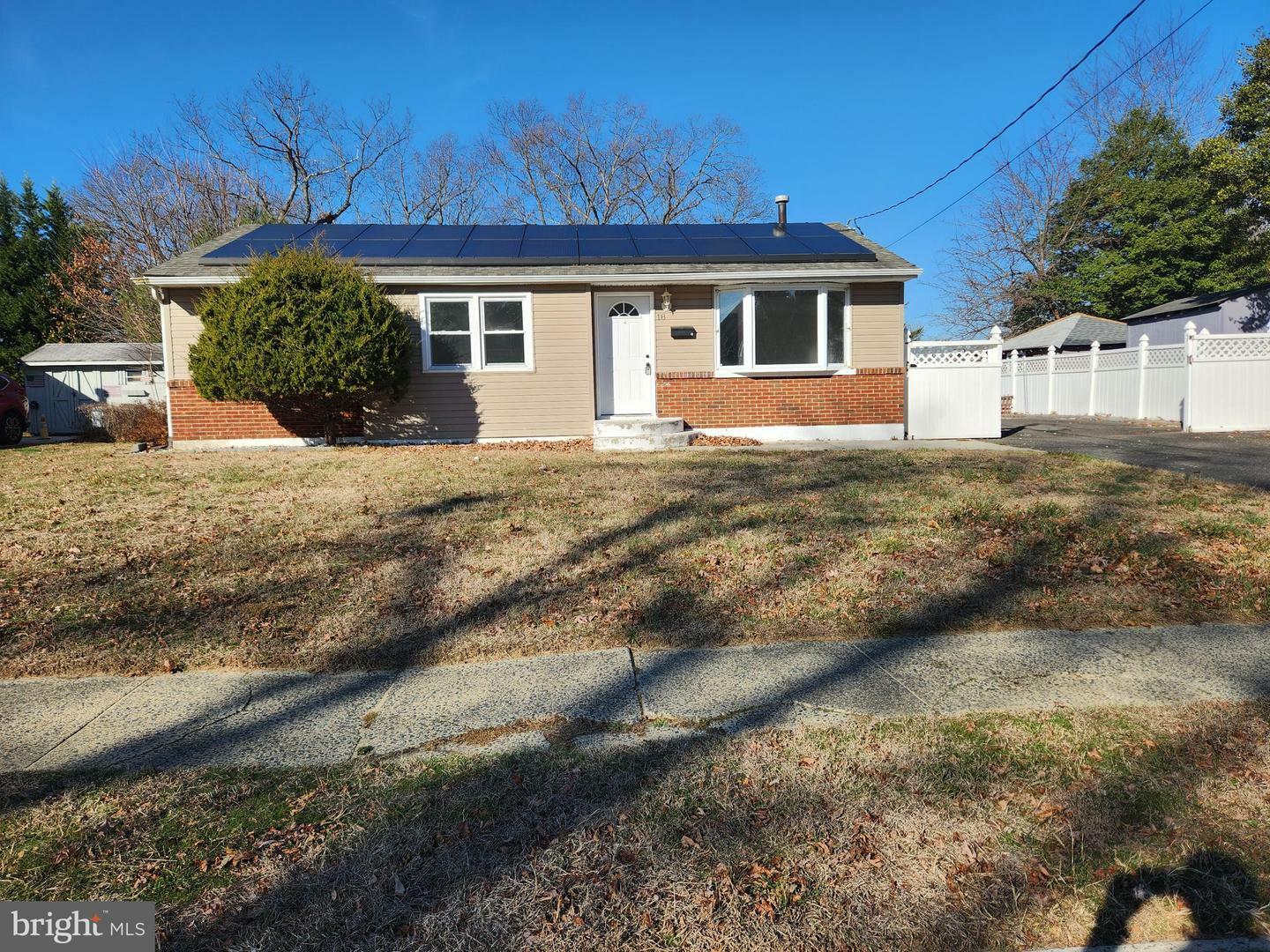 Property Photo:  18 S Club Road  NJ 08021 