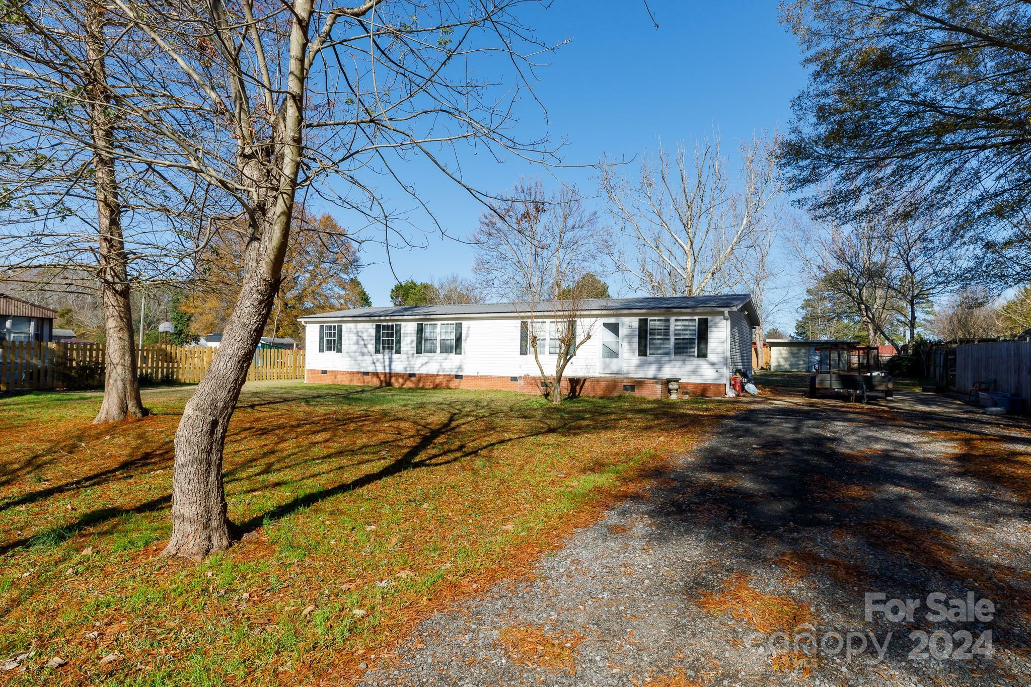 Property Photo:  982 Daves Road  SC 29745 