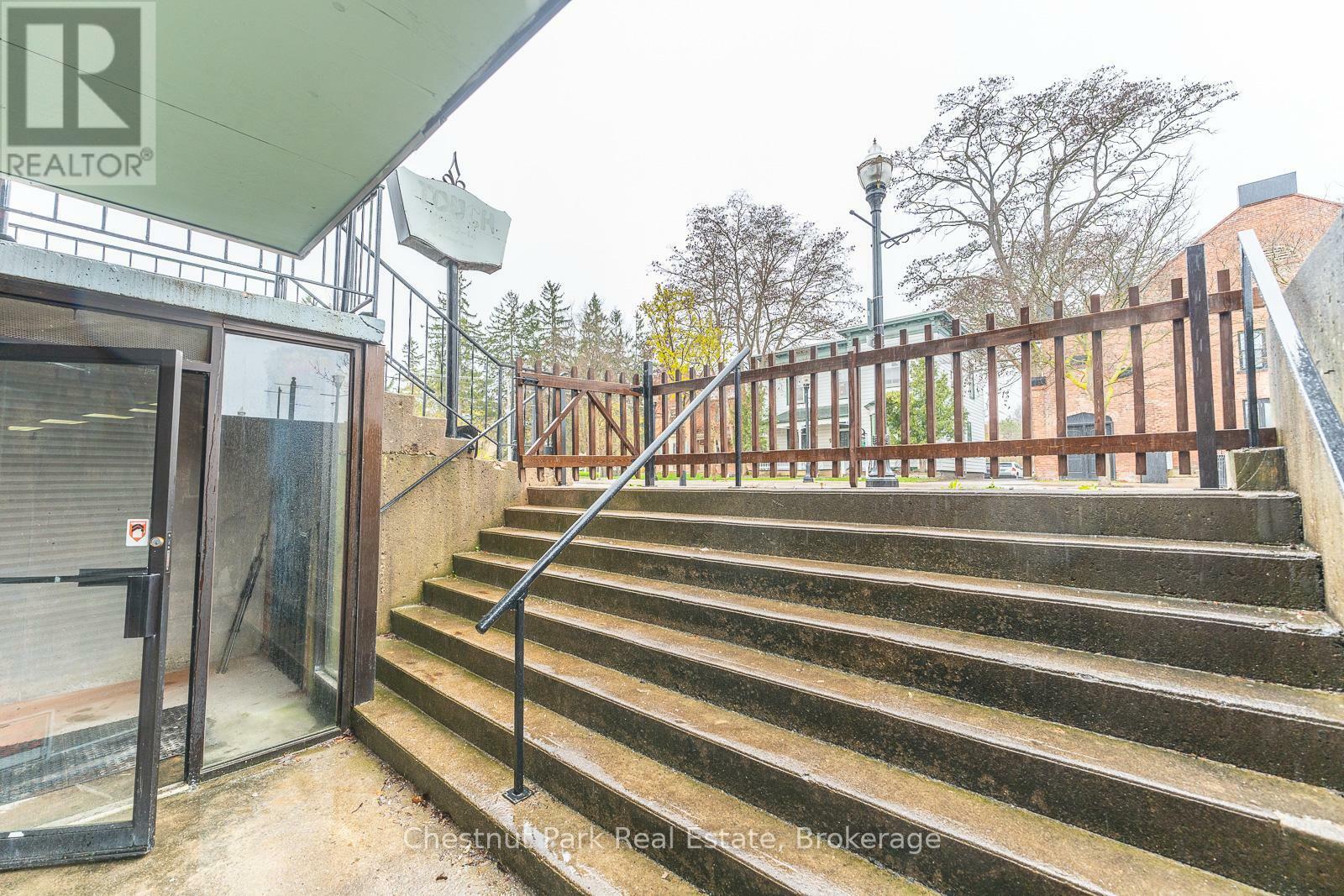 Property Photo: 715 2nd Avenue East ON N4K 2G9