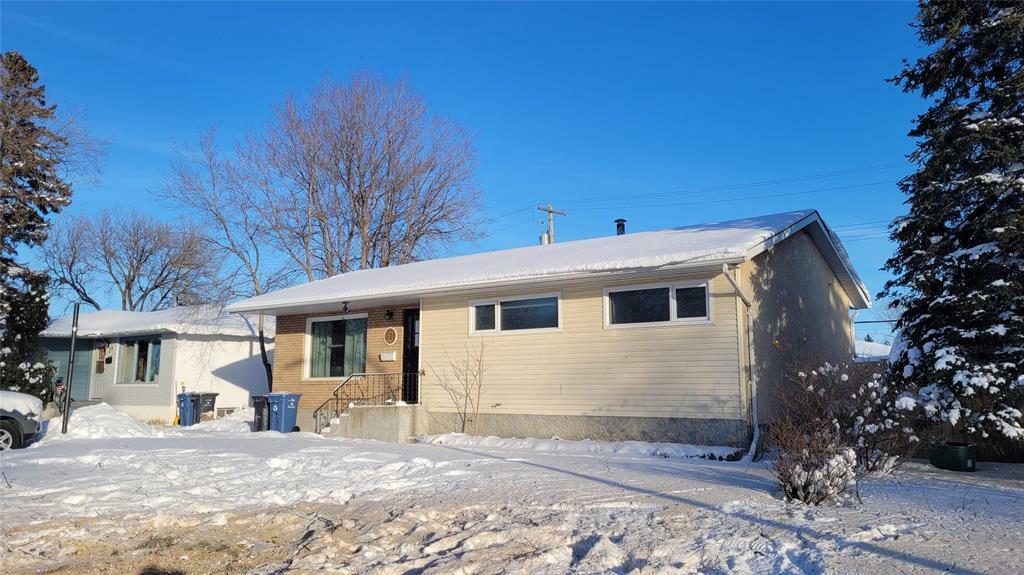 31 Covent Road  Winnipeg MB R2J 1V3 photo