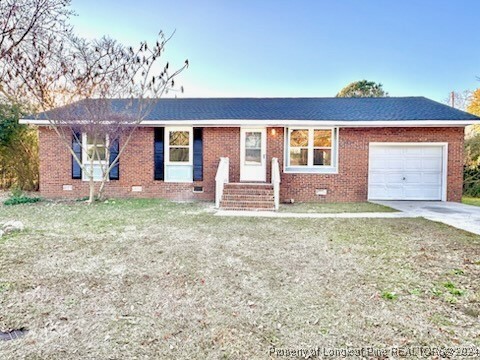 Property Photo: 616 Goodyear Drive NC 28390