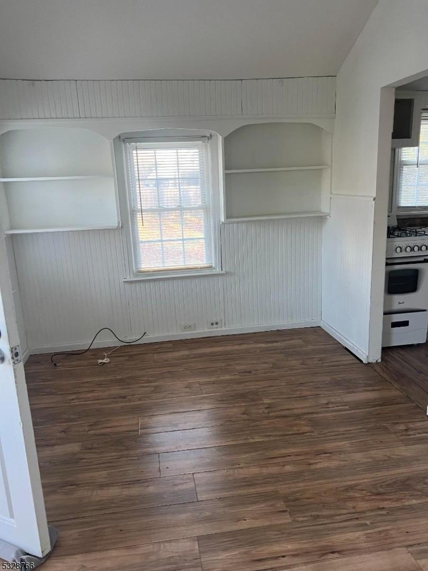 Property Photo:  2352 Morse Ave  NJ 07076 