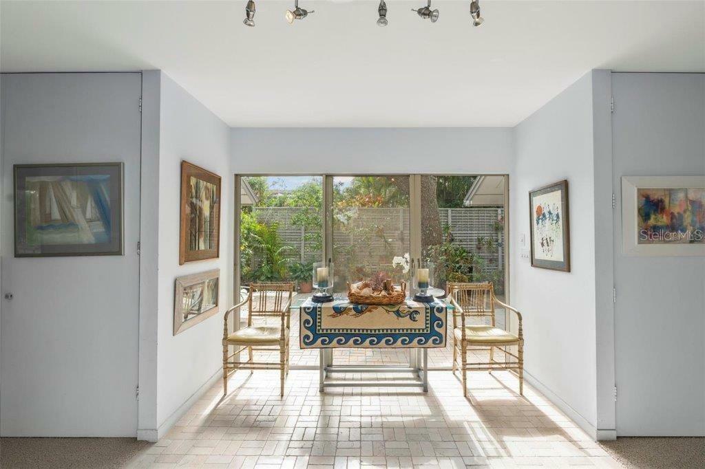 3350 Old Oak Drive  Sarasota FL 34239 photo