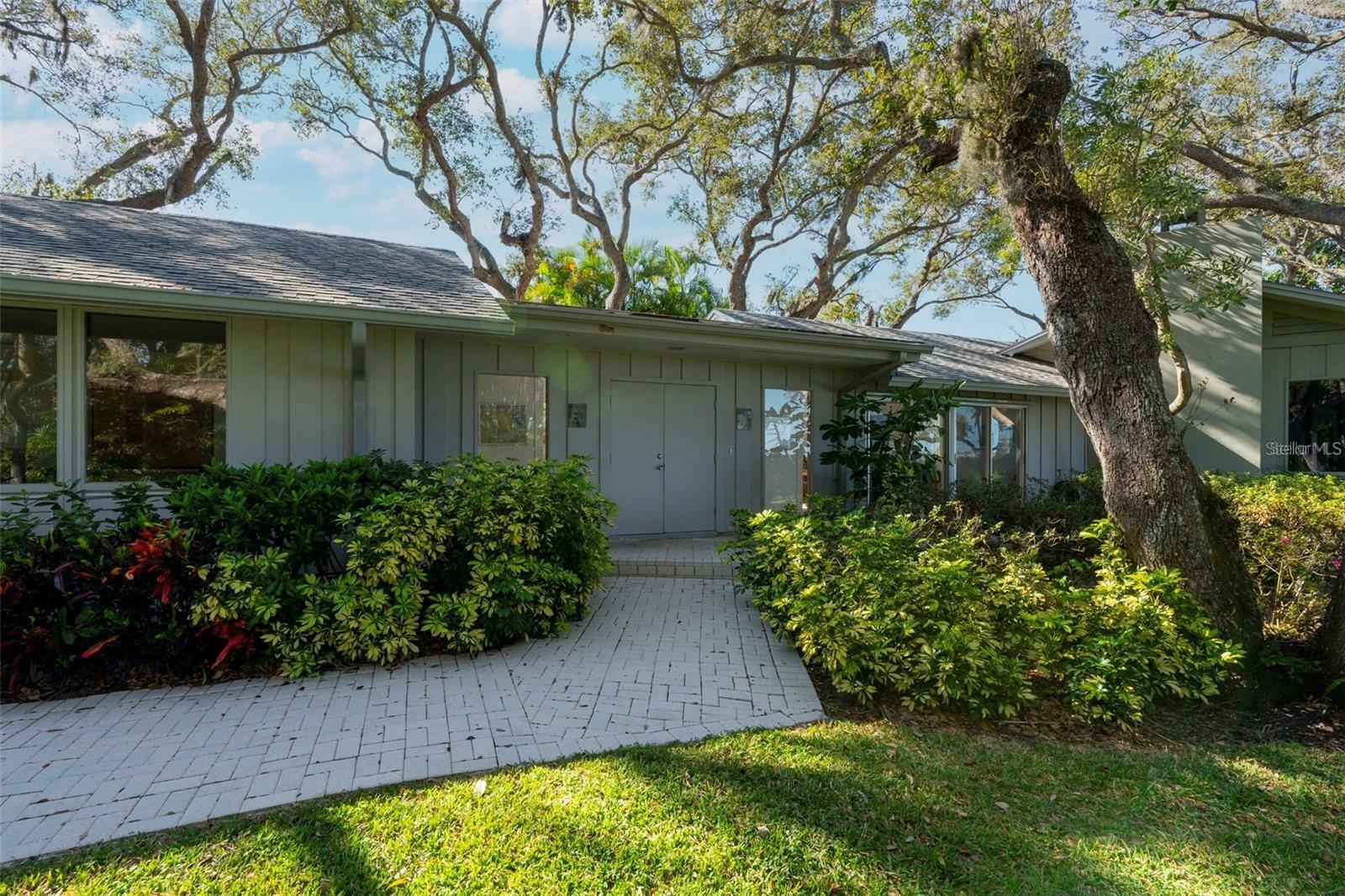 3350 Old Oak Drive  Sarasota FL 34239 photo