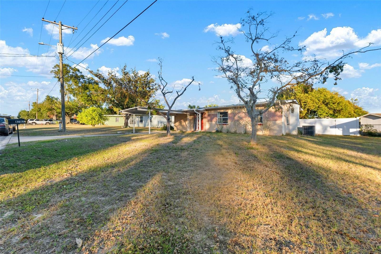 Property Photo:  8707 Beverly Drive  FL 33617 