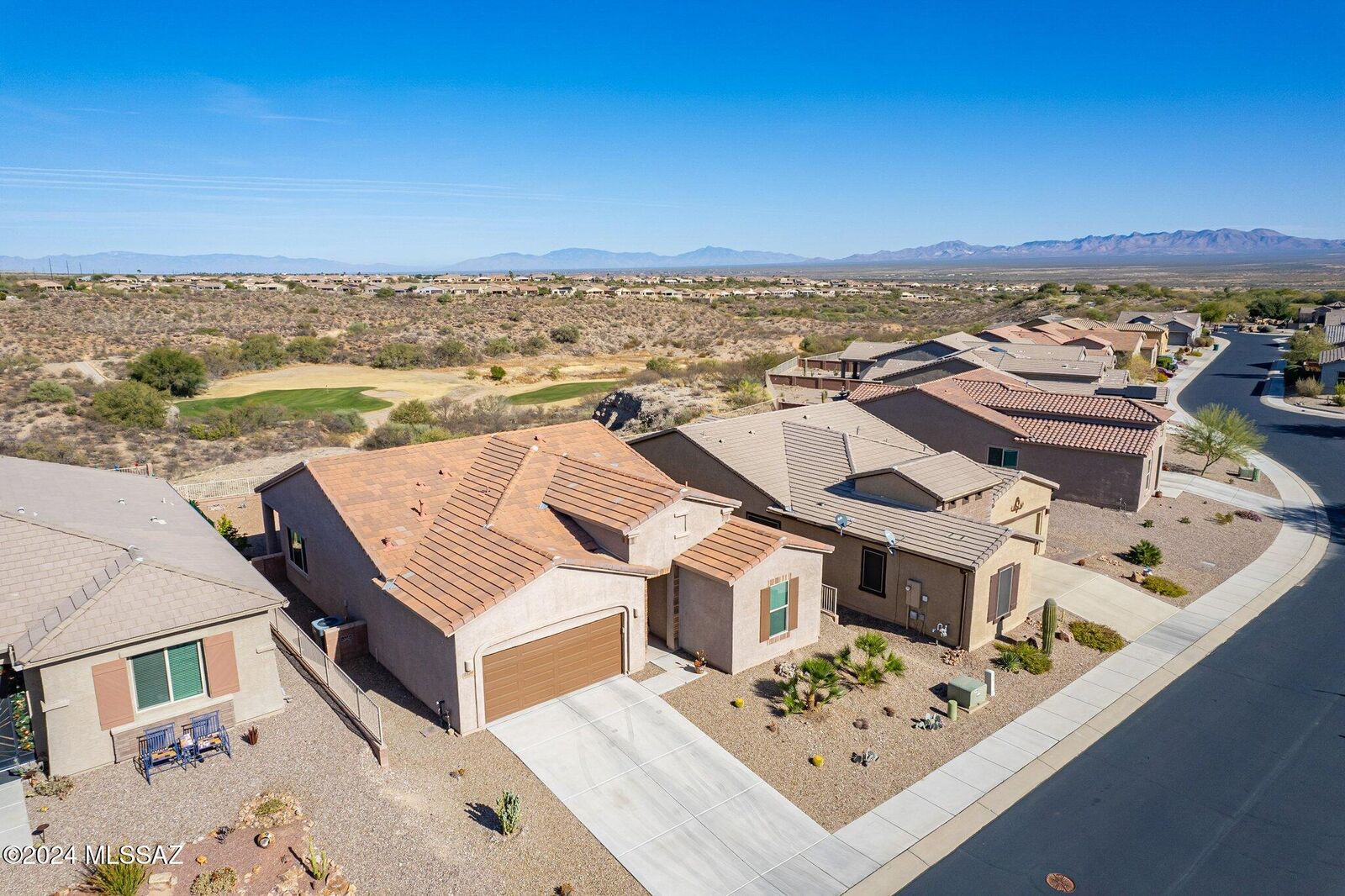 Property Photo:  2520 W Bassett Peak Drive  AZ 85622 