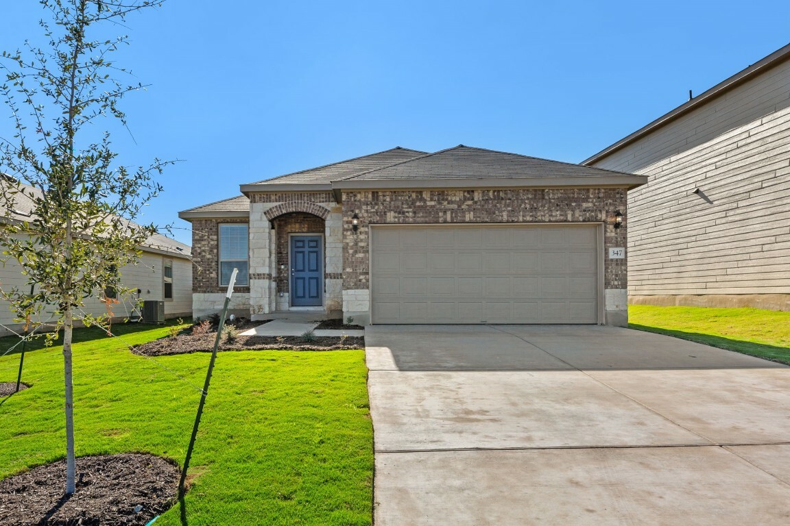 Property Photo: 347 Paradise Canyon Drive TX 76537