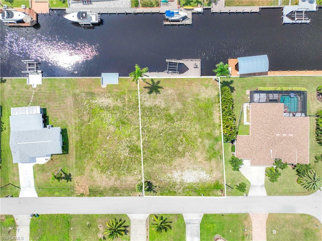 Property Photo: 1506 SE 20th Pl FL 33990