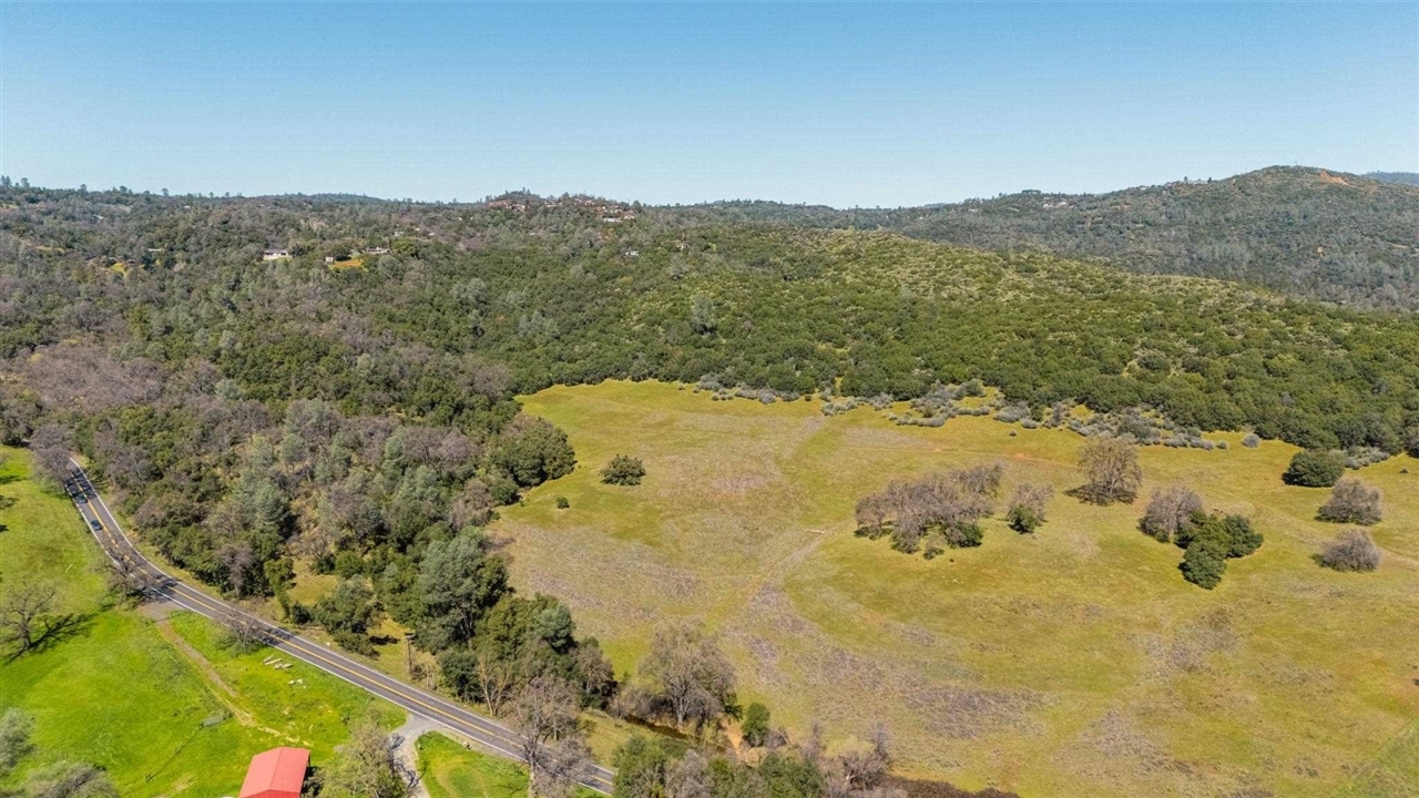 Property Photo:  18701 Rawhide Rd  CA 95327 