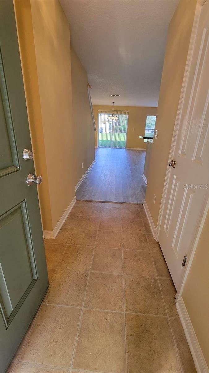 Property Photo:  4562 Limerick Drive  FL 33610 