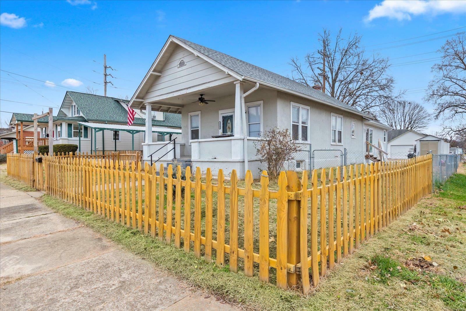 Property Photo:  214 N Columbus Street  MO 63069 