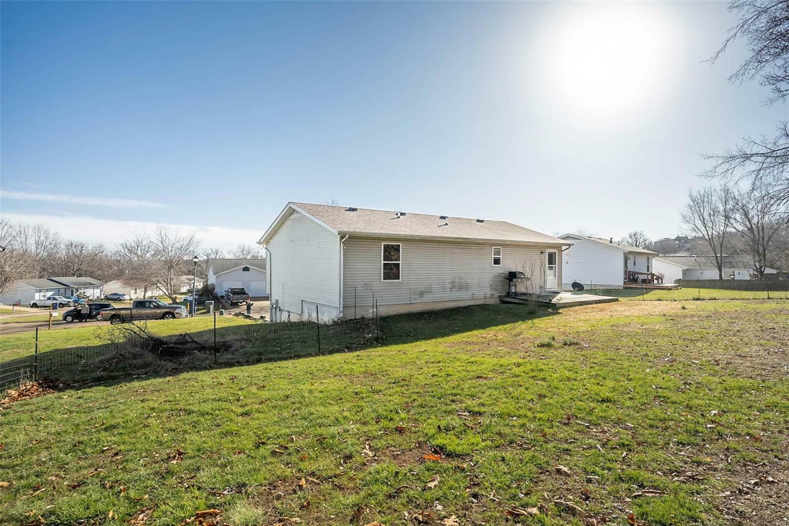 Property Photo:  1006 Missouri Avenue  MO 63077 