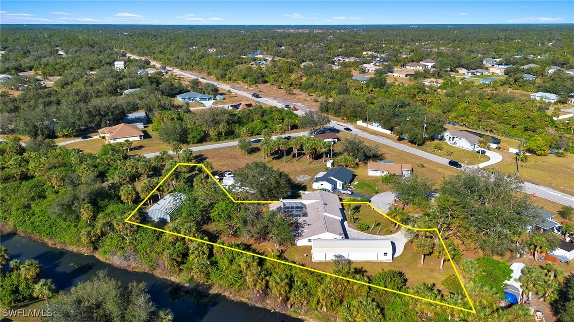 Property Photo: 31 Twig Court FL 33954