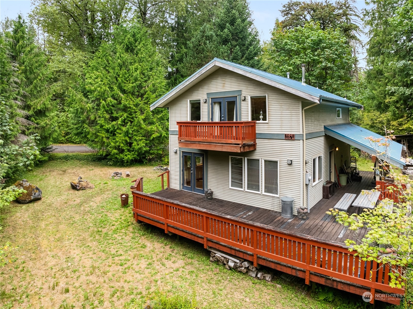 Property Photo:  11091  Alpine Road  WA 98244 