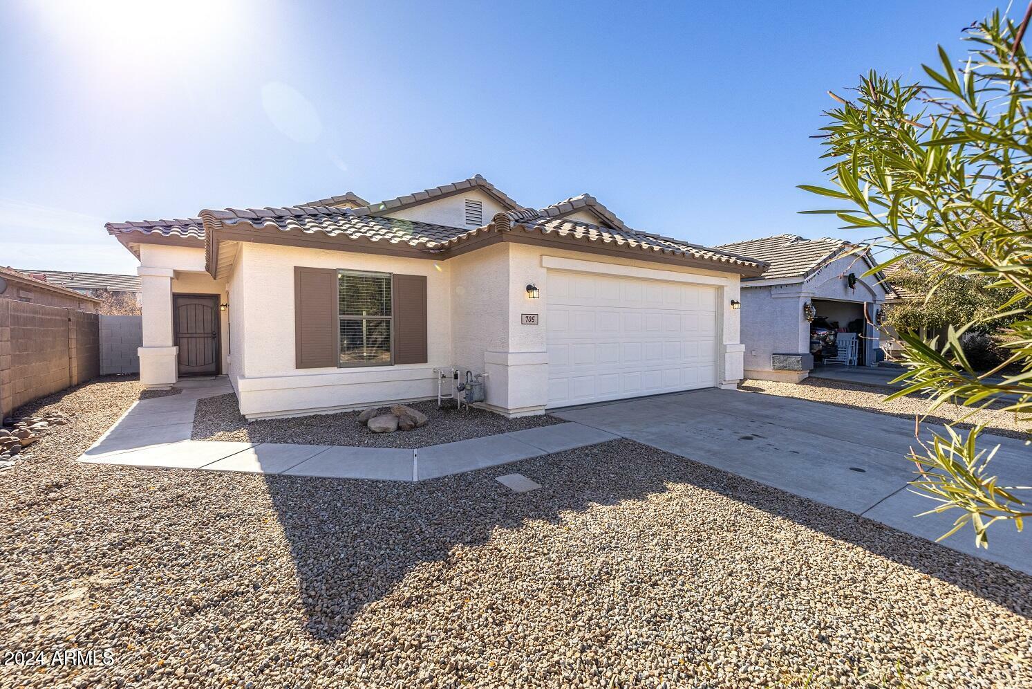 Property Photo:  705 E Kelsi Avenue  AZ 85140 