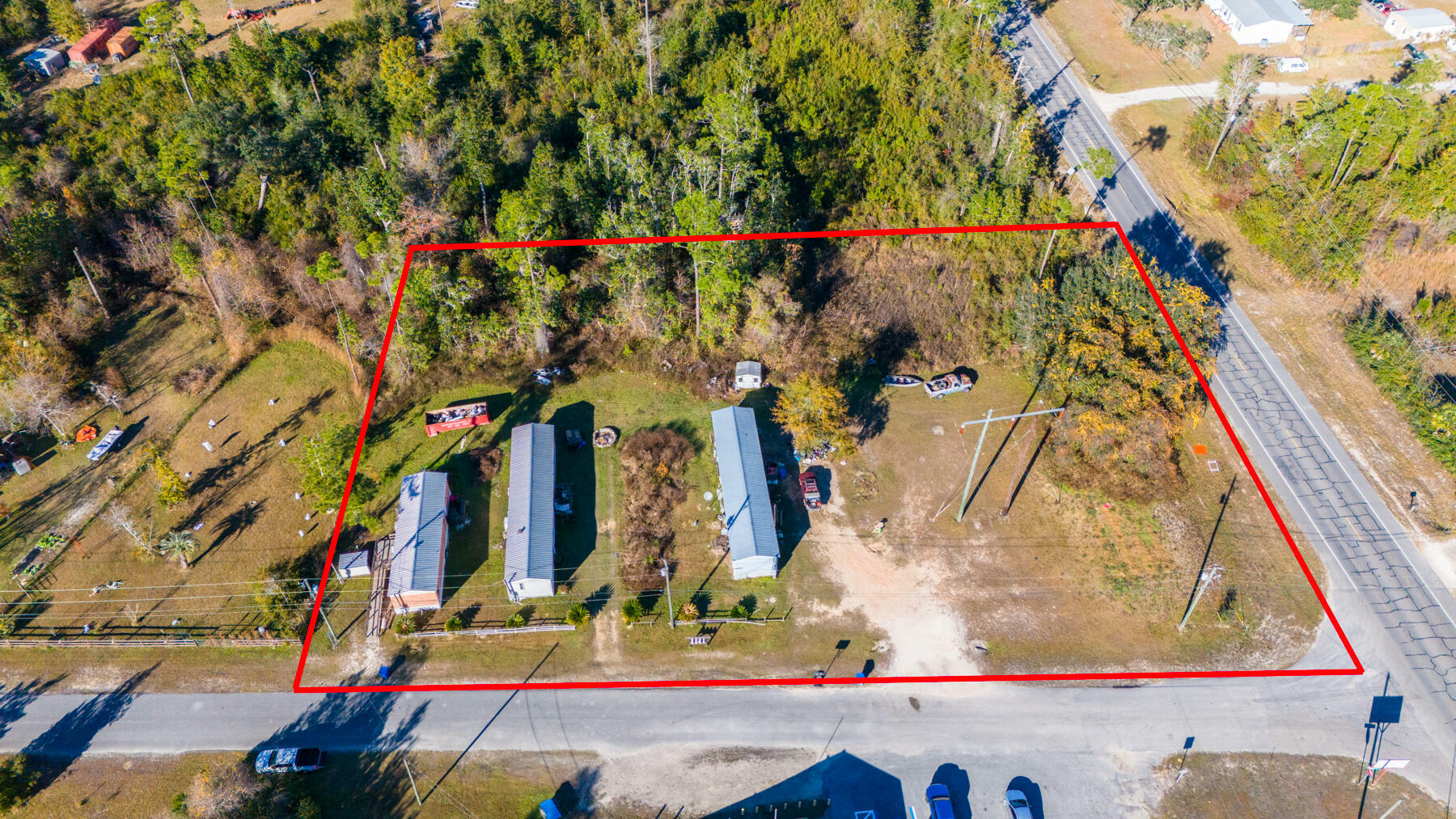 Property Photo:  6137 Jammie Road  FL 32466 