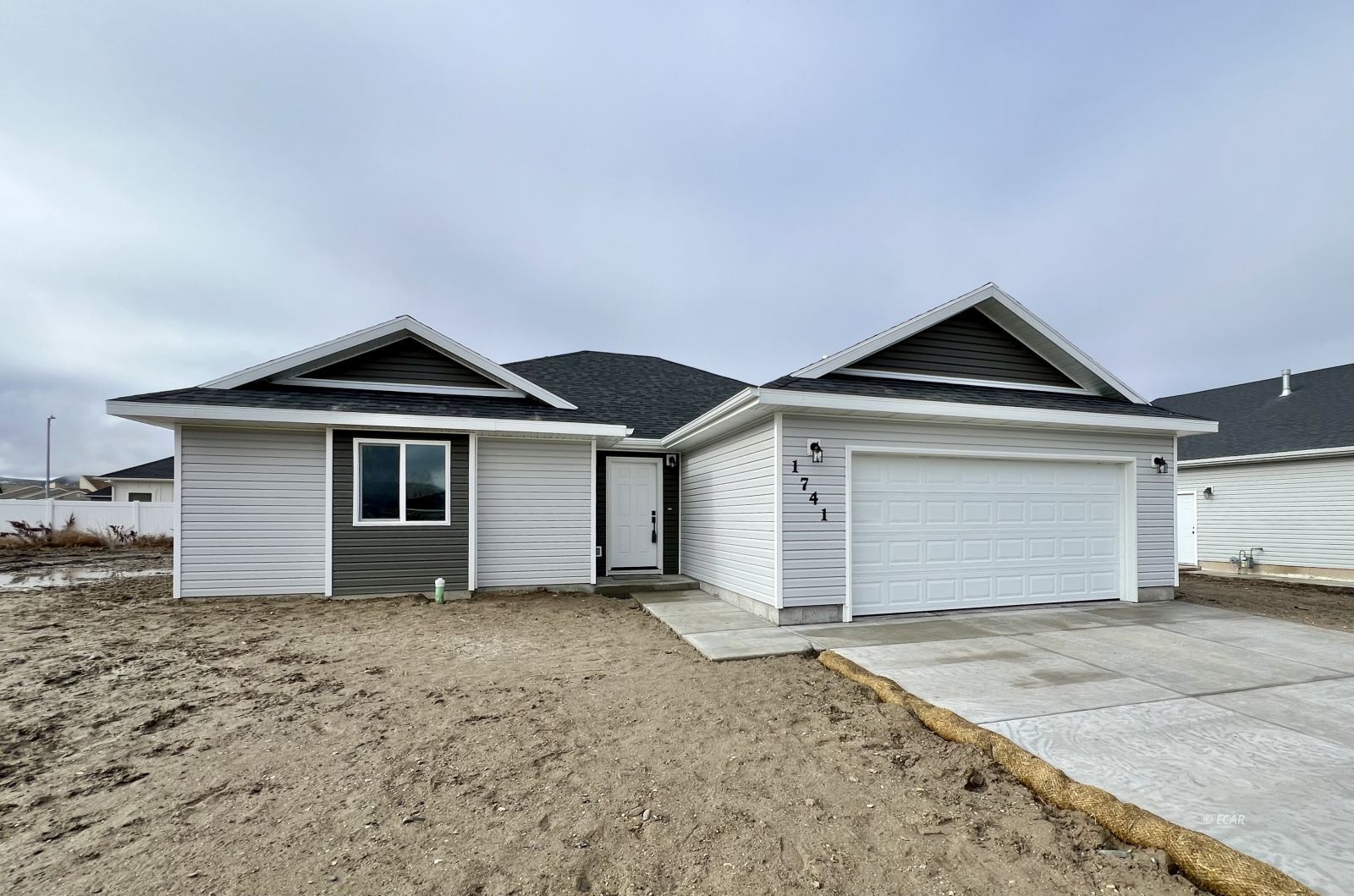 Property Photo: 609 Westcott Drive NV 89815