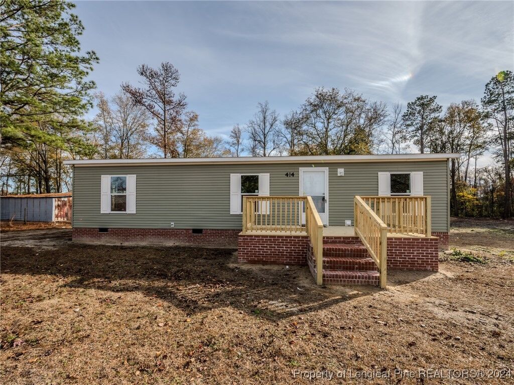 Property Photo: 414 Smokey Road NC 28340