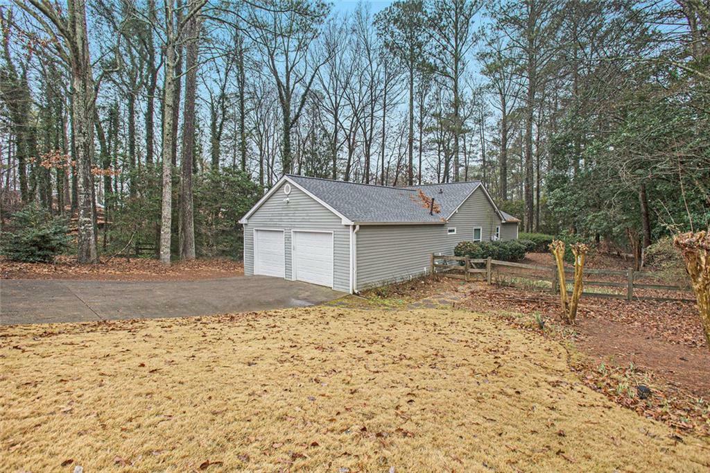 Property Photo:  1805 River Rock Trail  GA 30188 