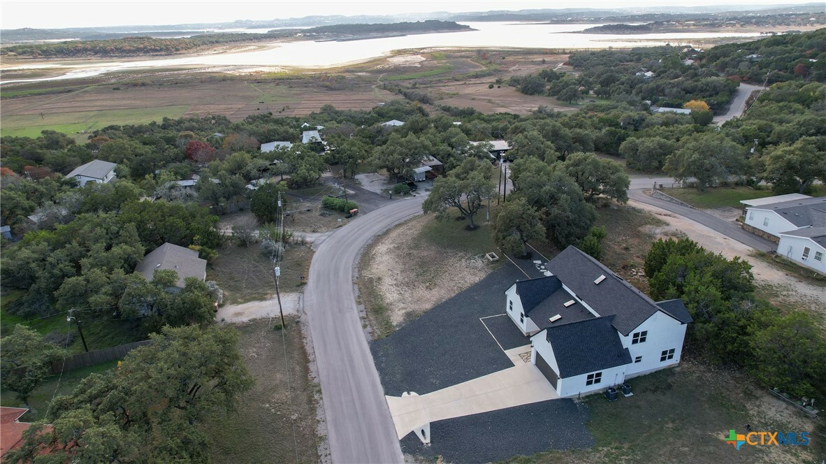 Property Photo: 1090 Arcadia Drive TX 78133