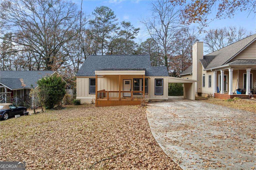 Property Photo:  599 Daniel Avenue  GA 30032 