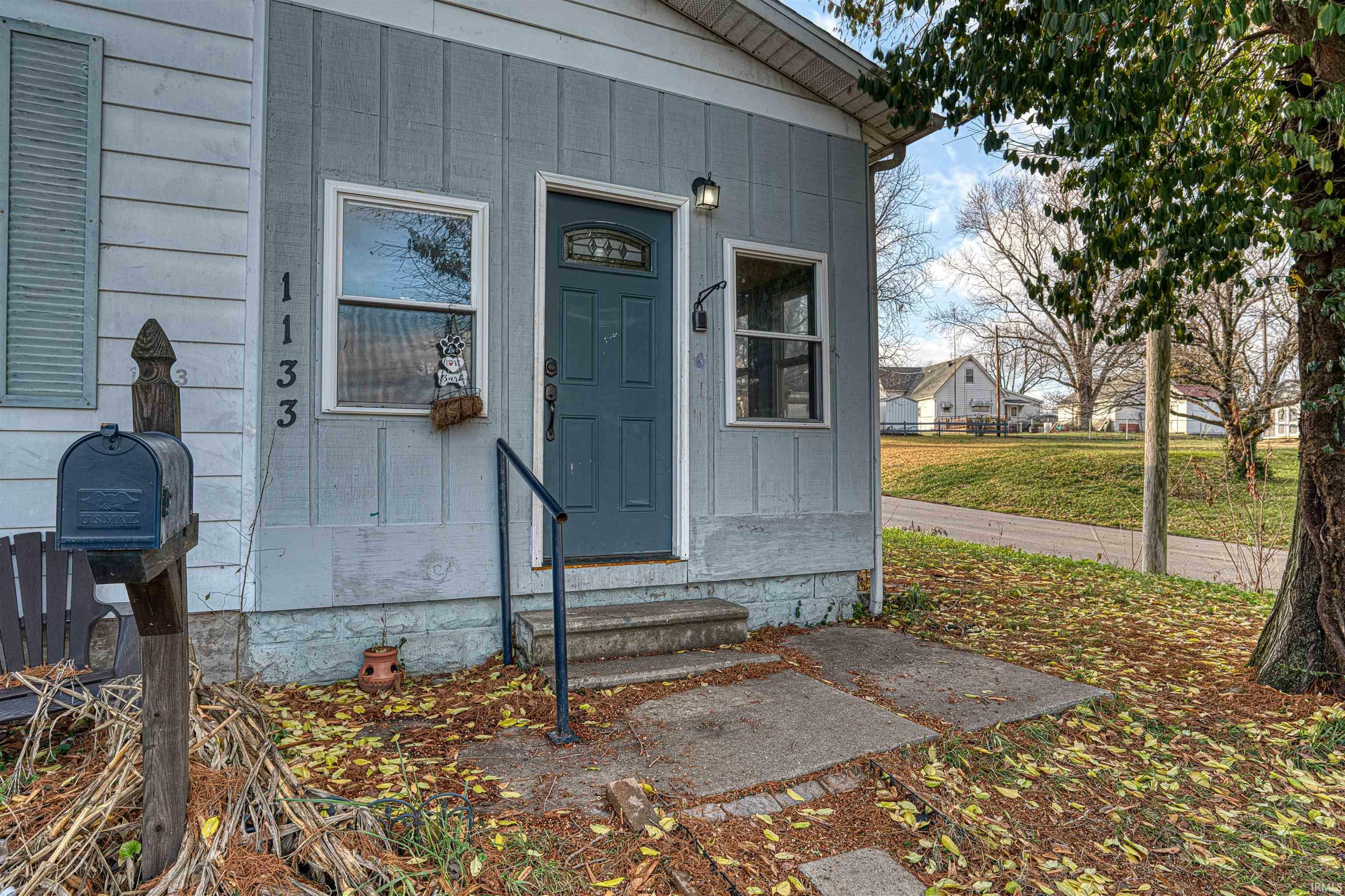 Property Photo:  1133 N Locust Street  IN 47620 