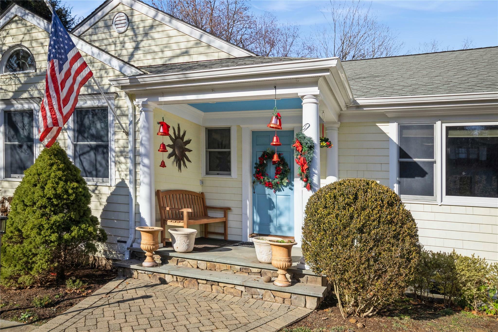 Property Photo:  11 Orchard Lane  NY 10536 