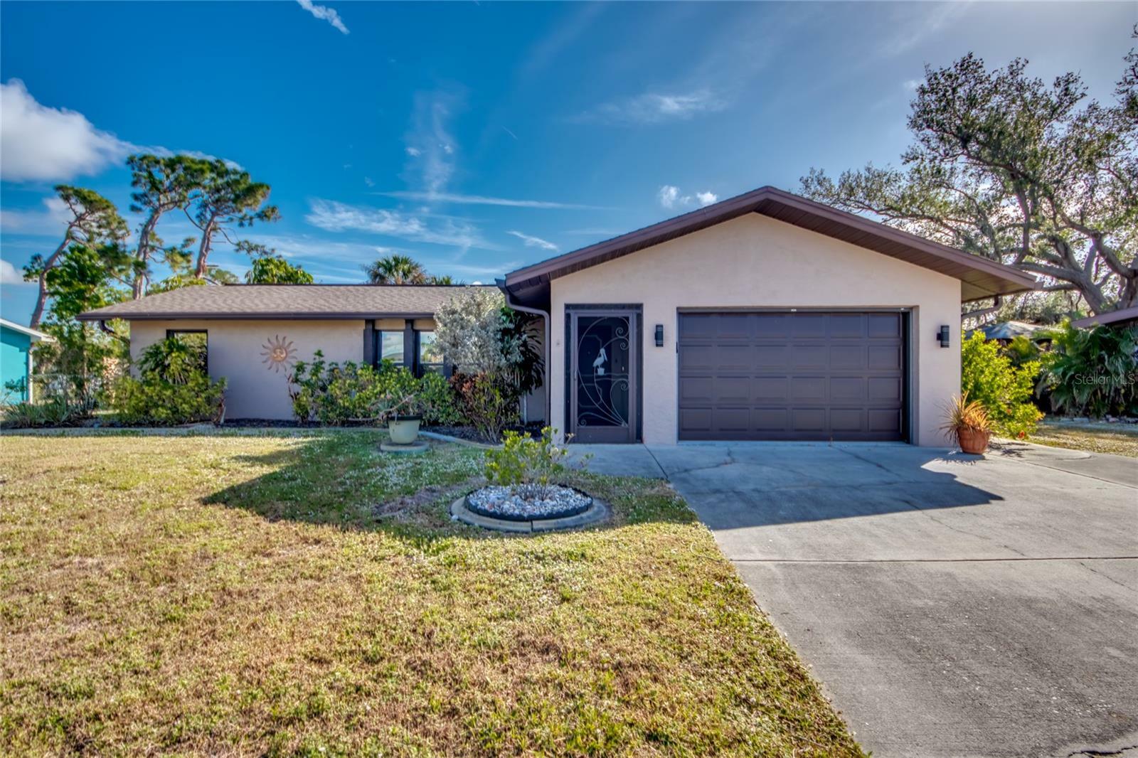 Property Photo: 3404 Depew Avenue FL 33952