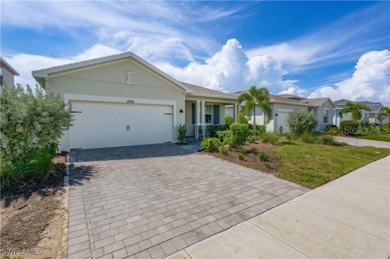 Property Photo:  17596 Fallen Branch Way  FL 33982 