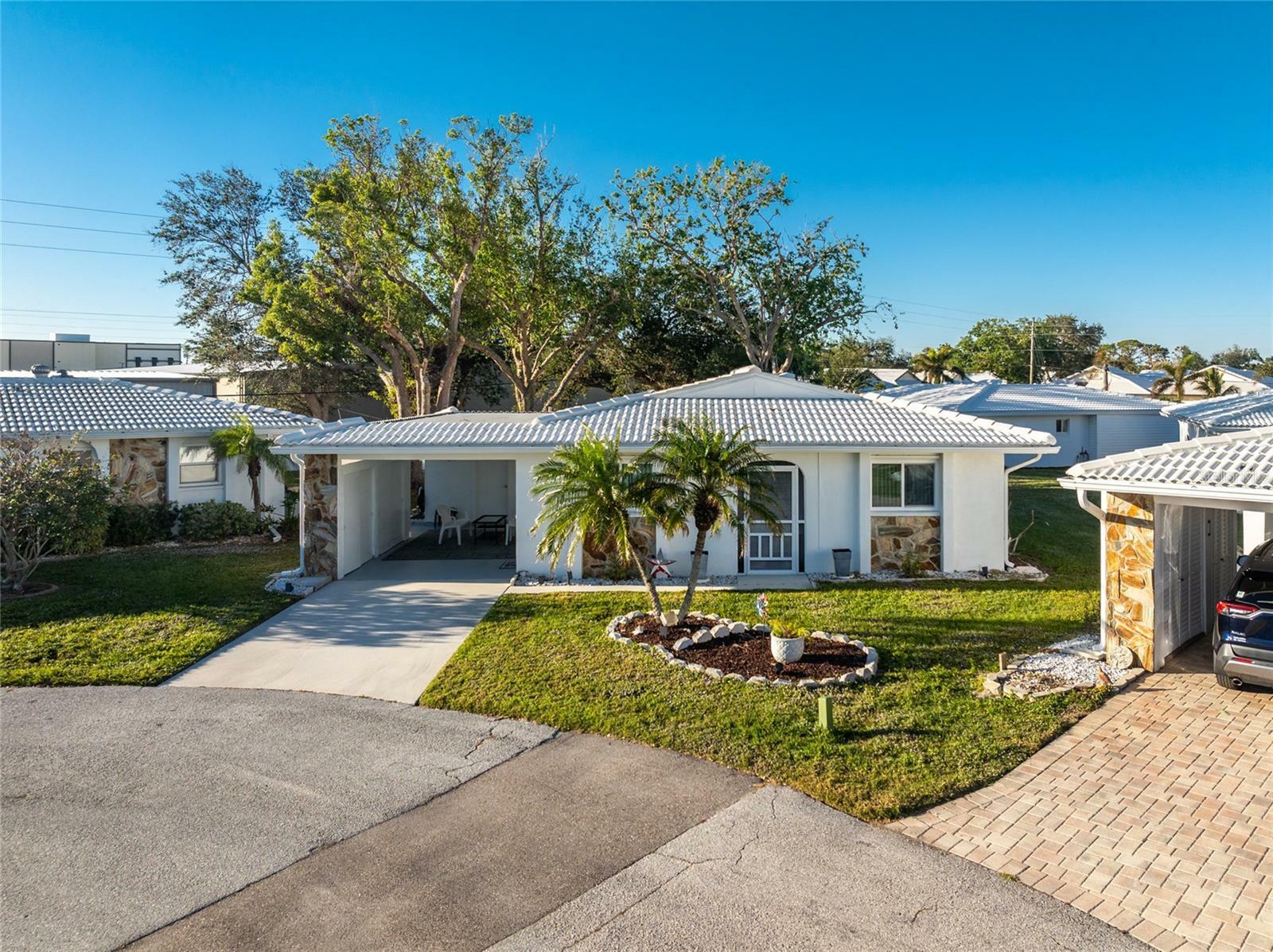 Property Photo:  64 Circlewood Drive A2-3  FL 34293 