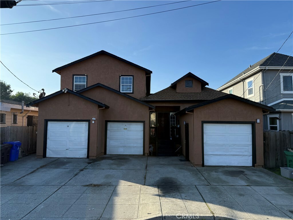 Property Photo:  155 17th Street  CA 94801 