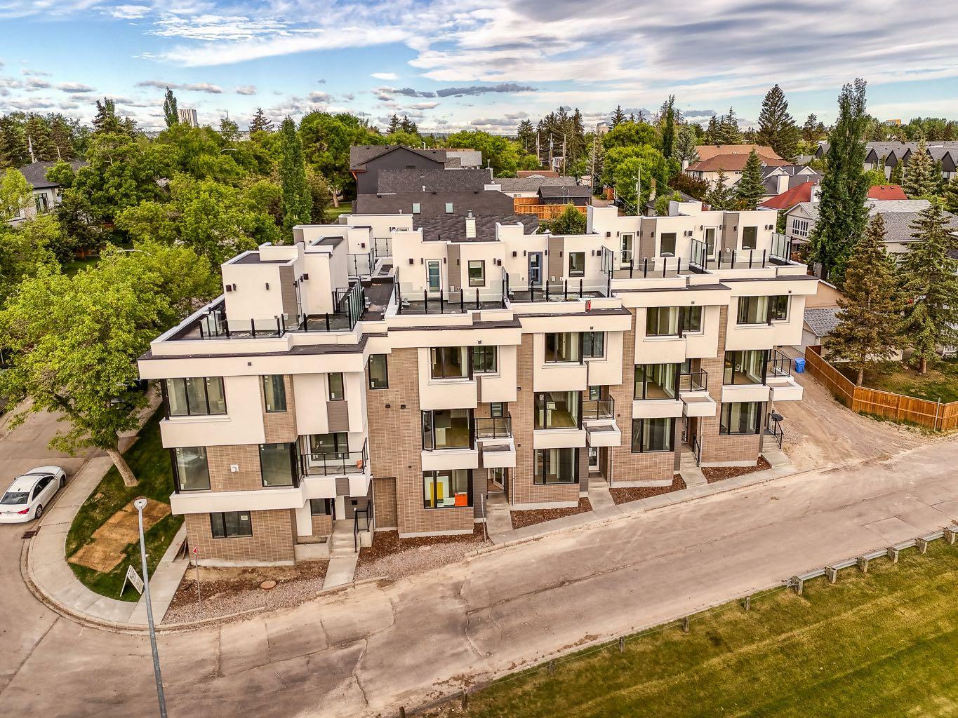Photo de la propriété: 1404 22 Avenue NW AB T2M 1P8