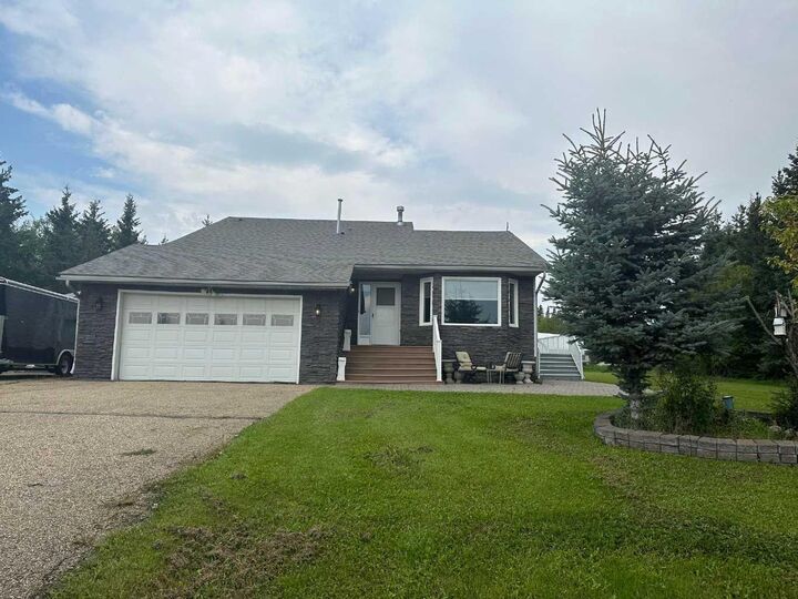 150 Lauras Spruce Drive — photo 1