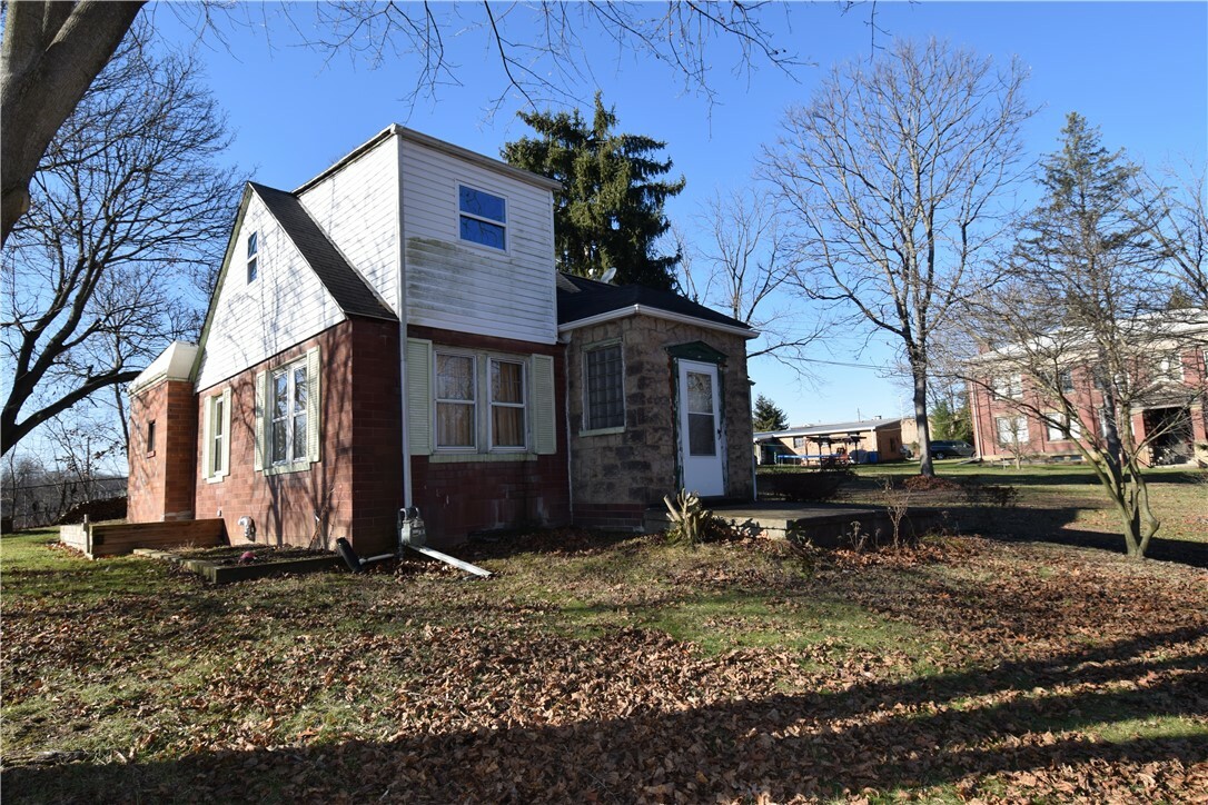 Property Photo:  580 New York Avenue  PA 15074 