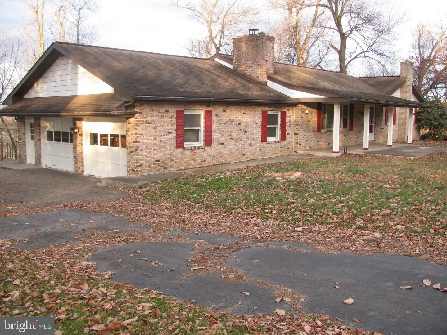 Property Photo:  553 Druid Hill Drive  PA 17601 