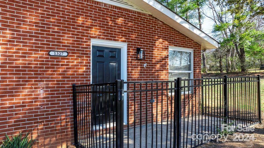 Property Photo:  1327 F Avenue SE  NC 28602 